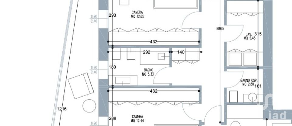 Apartment 5 rooms of 224 m² in Padova (35138)