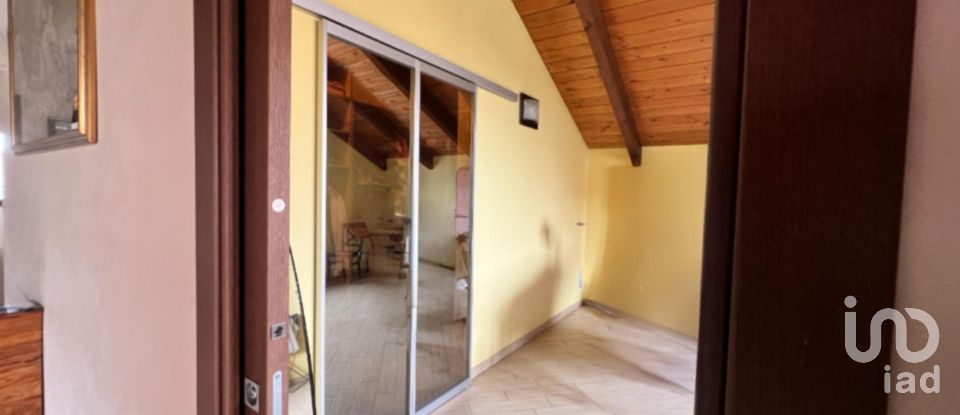 Farm 15 rooms of 425 m² in La Loggia (10040)