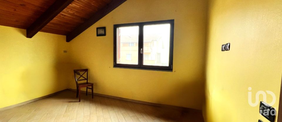 Farm 15 rooms of 425 m² in La Loggia (10040)