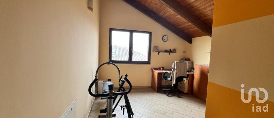 Farm 15 rooms of 425 m² in La Loggia (10040)