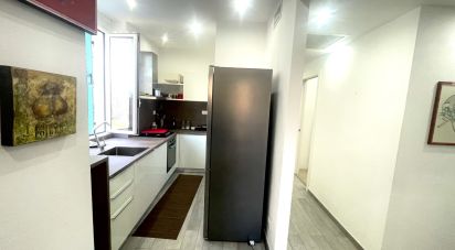 Apartment 5 rooms of 62 m² in Genova (16135)