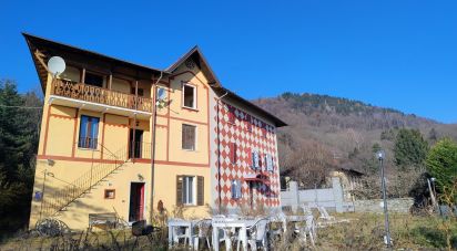 Farm 17 rooms of 384 m² in Cambiasca (28814)