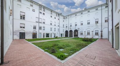 Appartamento 5 locali di 113 m² a Ferrara (44121)