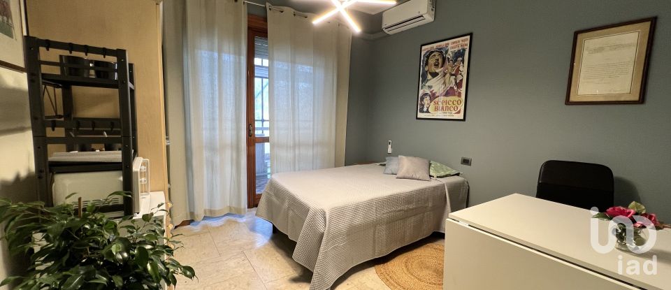 One-room apartment of 36 m² in Torino (10141)