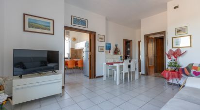 Appartamento 5 locali di 130 m² a Ancona (60131)