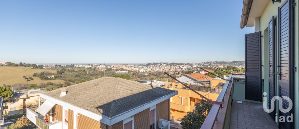 Apartment 5 rooms of 130 m² in Ancona (60131)