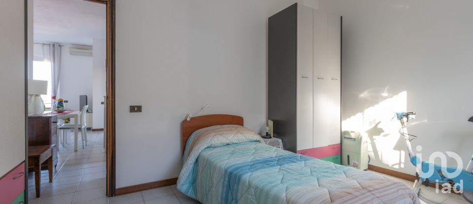 Apartment 5 rooms of 130 m² in Ancona (60131)