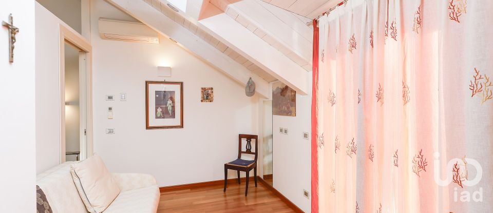 Three-room apartment of 95 m² in Borghetto Santo Spirito (17052)