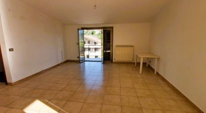 Appartamento 6 locali di 105 m² a Amantea (87032)