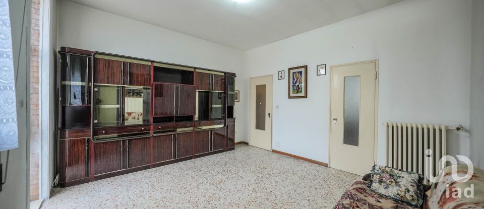 House 6 rooms of 150 m² in Ostellato (44020)