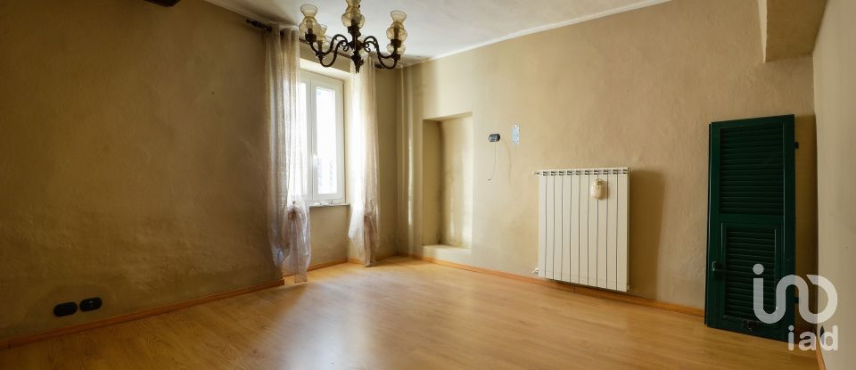 Apartment 5 rooms of 92 m² in Millesimo (17017)