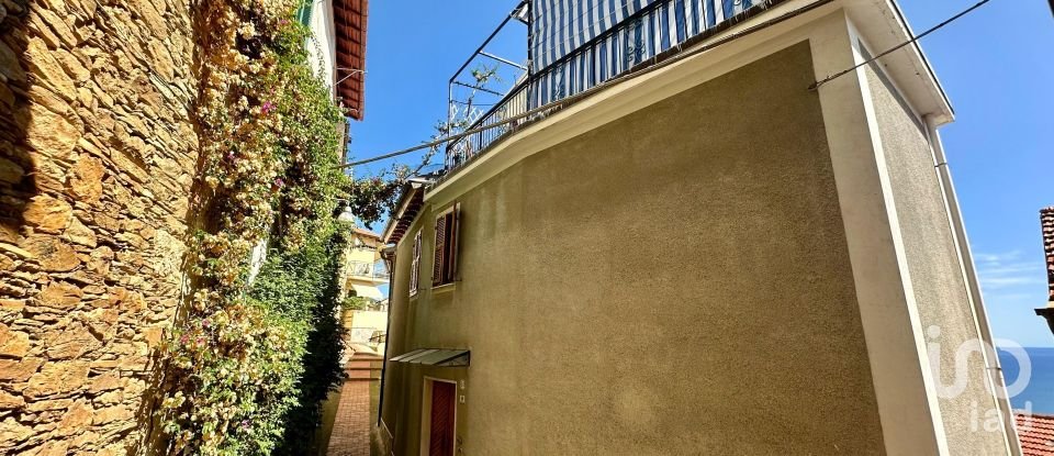 Quadrilocale di 80 m² a Alassio (17021)