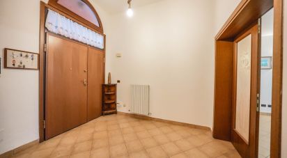 Three-room apartment of 170 m² in Copparo (44034)