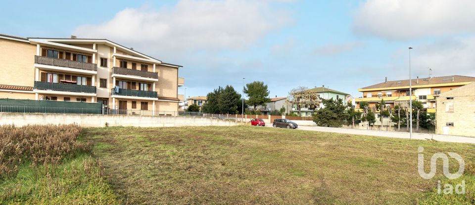 Land of 650 m² in Porto Sant'Elpidio (63821)