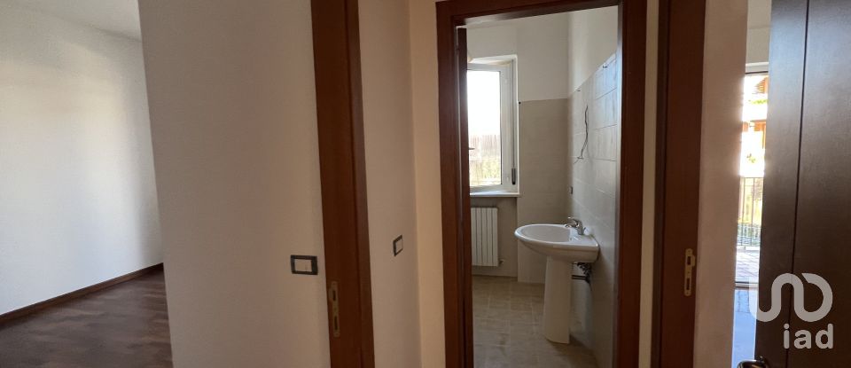 Apartment 5 rooms of 67 m² in Montegranaro (63812)