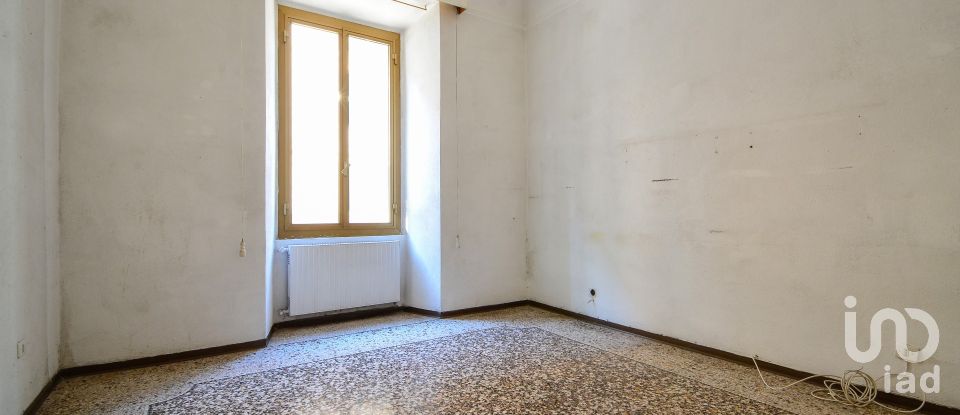 Appartamento 6 locali di 135 m² a Savona (17100)