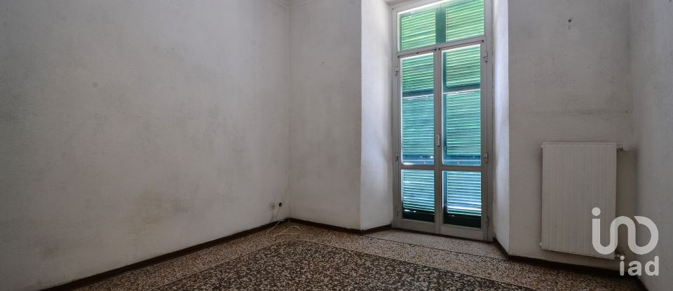 Appartamento 6 locali di 135 m² a Savona (17100)