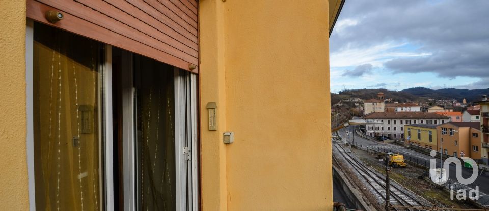 Casa 8 locali di 120 m² in Cengio (17056)