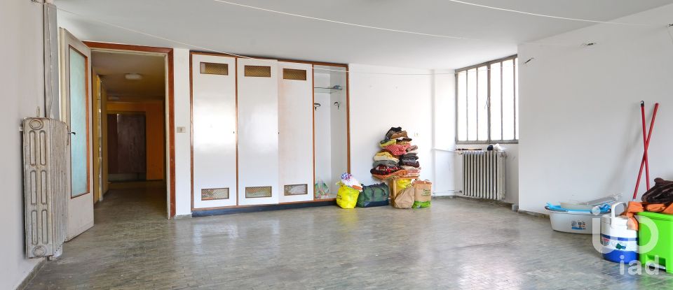 Appartamento 13 locali di 220 m² a Cengio (17056)