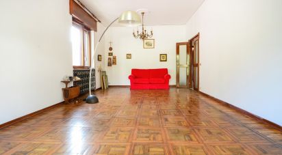 Appartamento 13 locali di 220 m² a Cengio (17056)