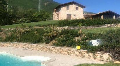 Farm 10 rooms of 600 m² in Civitella del Tronto (64010)