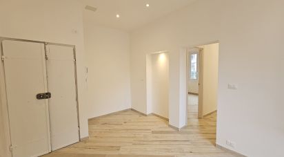 Apartment 5 rooms of 57 m² in Genova (16131)