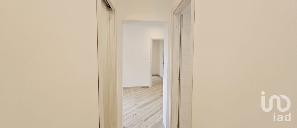 Apartment 5 rooms of 57 m² in Genova (16131)