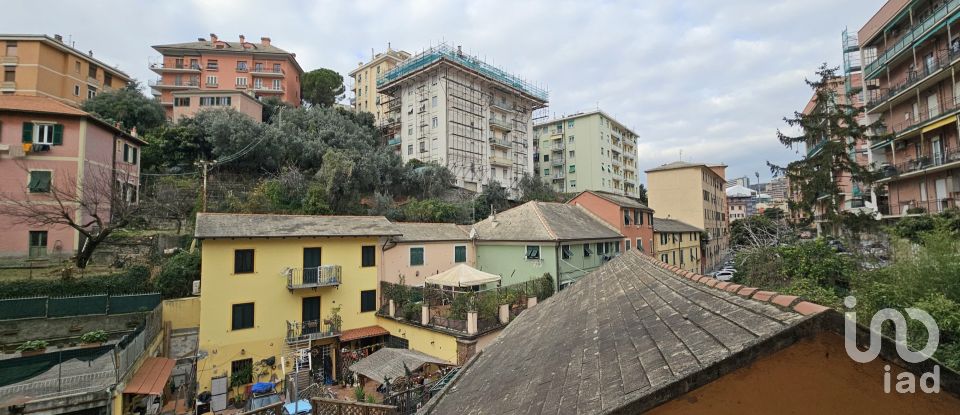 Apartment 5 rooms of 57 m² in Genova (16131)