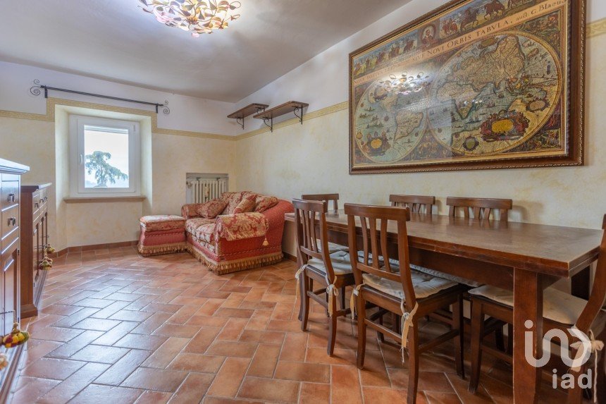 Apartment 5 rooms of 84 m² in Offagna (60020)