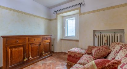 Apartment 5 rooms of 84 m² in Offagna (60020)