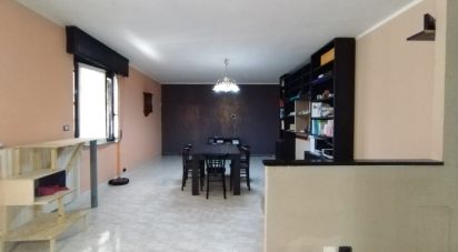 Appartamento 5 locali di 126 m² a Costanzana (13033)