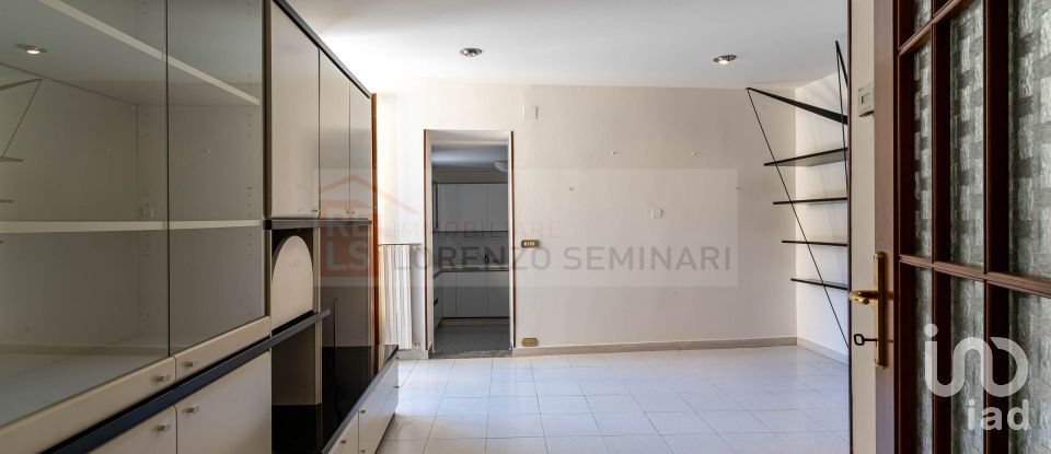 Bilocale di 74 m² a Brienno (22010)