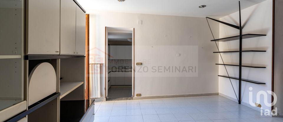 Bilocale di 74 m² a Brienno (22010)