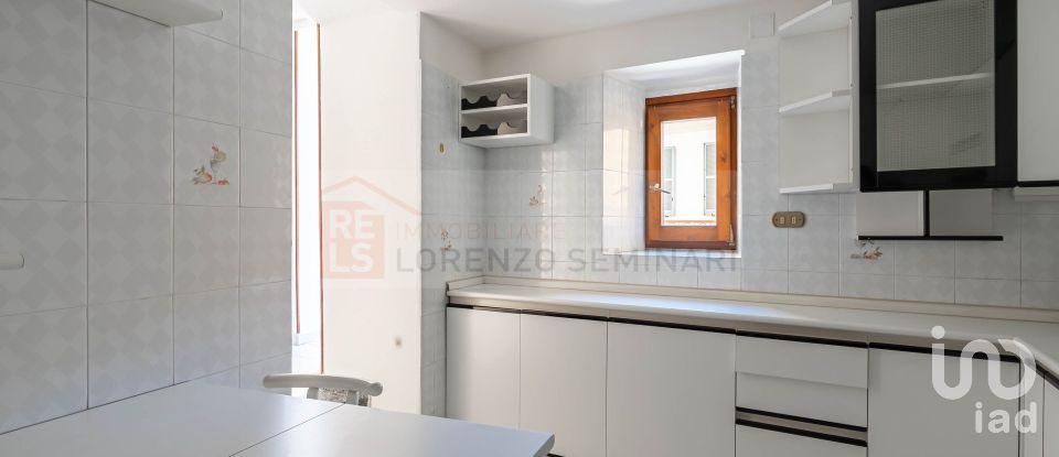 Bilocale di 74 m² a Brienno (22010)