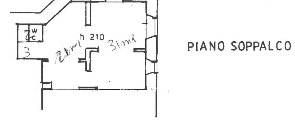 Negozio / locale commerciale di 190 m² in Rapallo (16035)