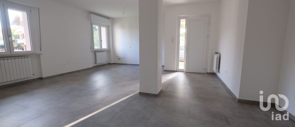 Appartamento 8 locali di 111 m² a Castelleone di Suasa (60010)