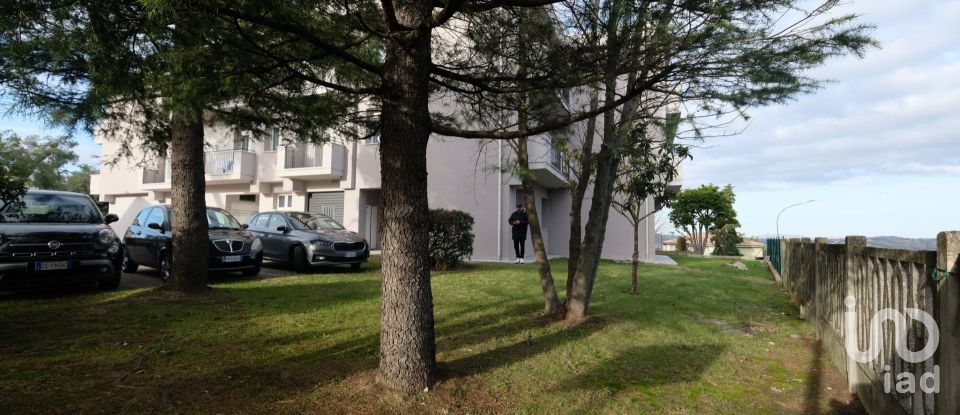 Appartamento 8 locali di 111 m² a Castelleone di Suasa (60010)