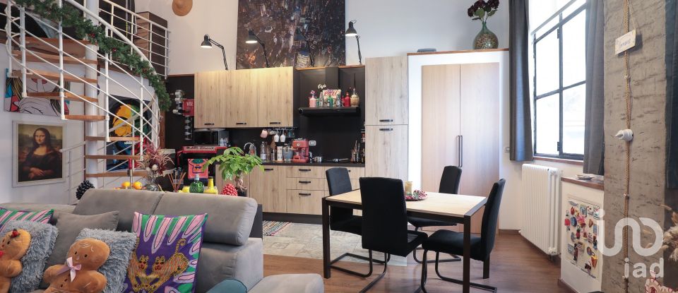 Three-room apartment of 85 m² in Genova (16137)