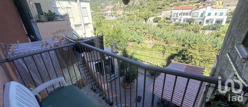 Casa indipendente 4 locali di 120 m² in Toirano (17055)