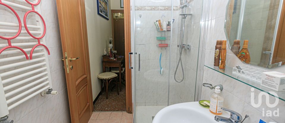 Two-room apartment of 55 m² in Genova (16134)