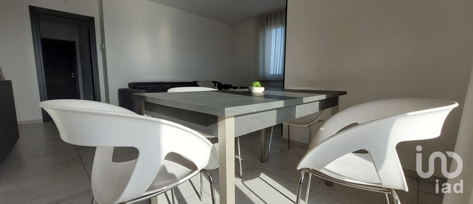 Appartamento 6 locali di 100 m² a Civitanova Marche (62012)