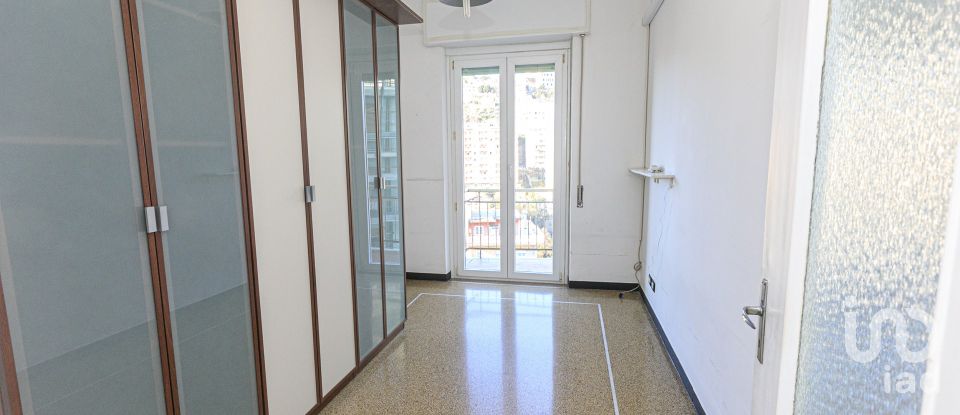 Three-room apartment of 80 m² in Genova (16134)