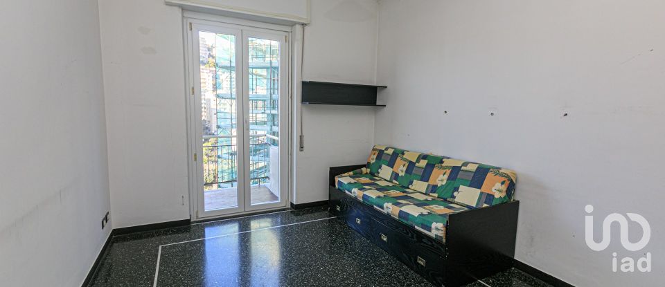 Three-room apartment of 80 m² in Genova (16134)