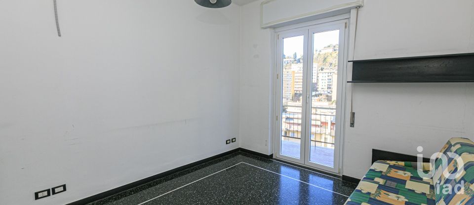 Three-room apartment of 80 m² in Genova (16134)