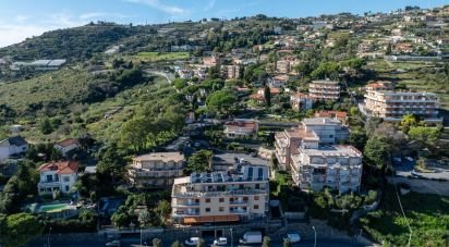 Apartment 5 rooms of 120 m² in Sanremo (18038)