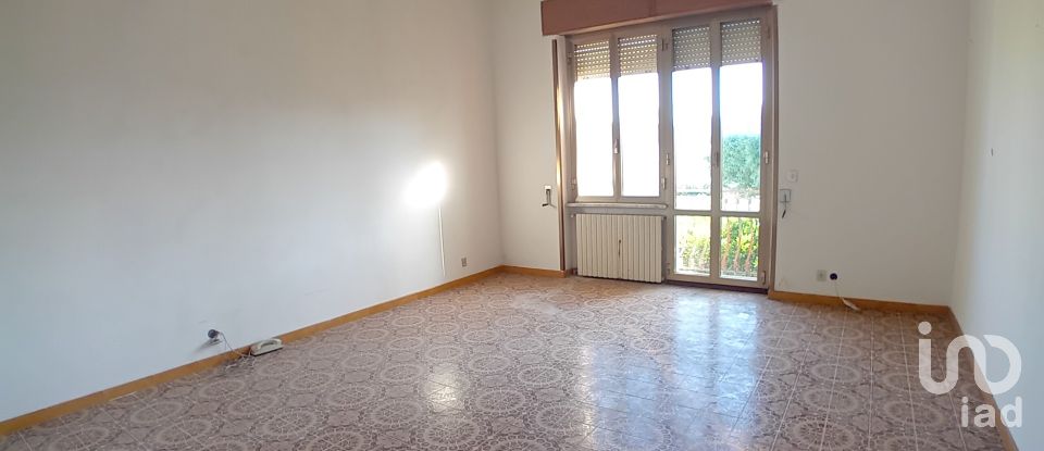 Casa indipendente 13 locali di 250 m² in Maglie (73024)