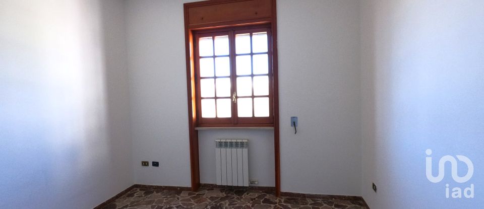 Casa indipendente 9 locali di 144 m² in Soleto (73010)