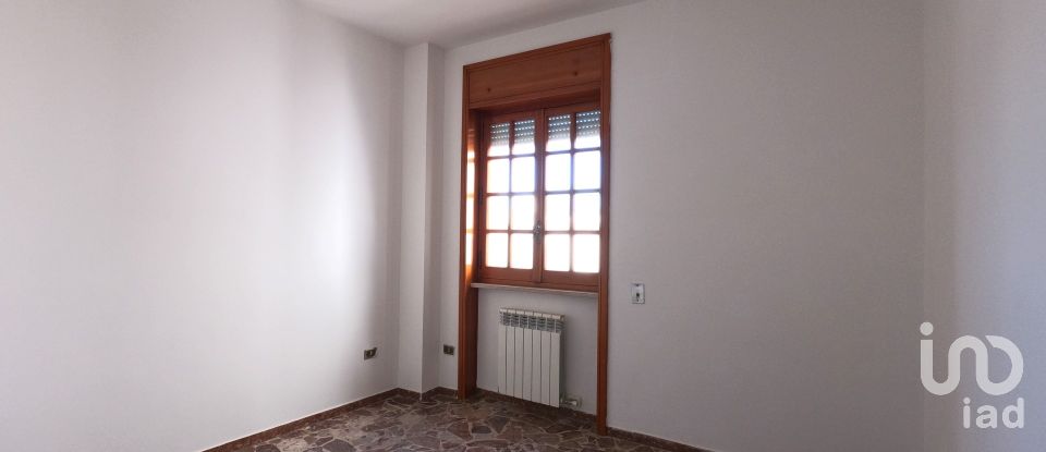 Casa indipendente 9 locali di 144 m² in Soleto (73010)