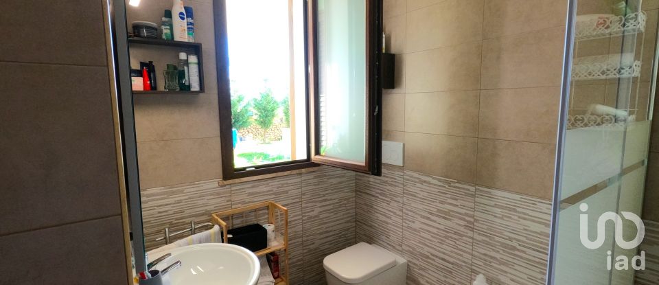 Villa 7 locali di 125 m² in Poggiardo (73037)