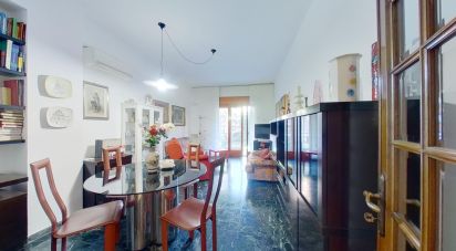 Three-room apartment of 95 m² in Genova (16156)